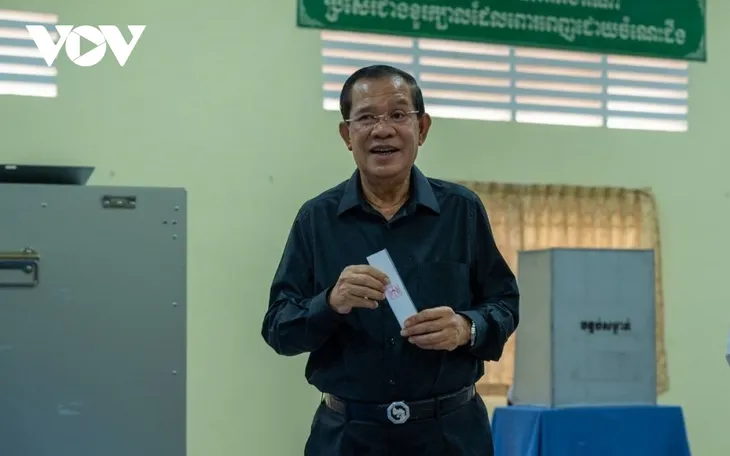 Đảng Nhân dân Campuchia chiến thắng áp đảo tại cuộc bầu cử Thượng viện khóa V - Ảnh 1. Đảng Nhân dân Campuchia chiến thắng áp đảo tại cuộc bầu cử Thượng viện khóa V - Ảnh 1.