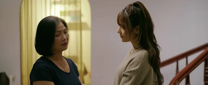 Mình yêu nhau, bình yên thôi - Tập 3: Sắp chuyển nhà, Hân tự nhiên “thấy nhớ mẹ chồng” - Ảnh 3. Mình yêu nhau, bình yên thôi - Tập 3: Sắp chuyển nhà, Hân tự nhiên “thấy nhớ mẹ chồng” - Ảnh 3.