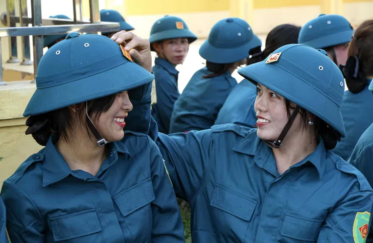 Những “bông hồng” trên thao trường nắng gió ở Điện Biên - Ảnh 1. Những “bông hồng” trên thao trường nắng gió ở Điện Biên - Ảnh 1.