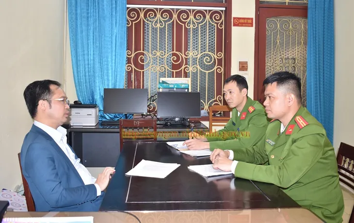 Khởi tố Giám đốc công ty đá quý lừa đảo chiếm đoạt 8,2 tỷ đồng - Ảnh 1. Khởi tố Giám đốc công ty đá quý lừa đảo chiếm đoạt 8,2 tỷ đồng - Ảnh 1.