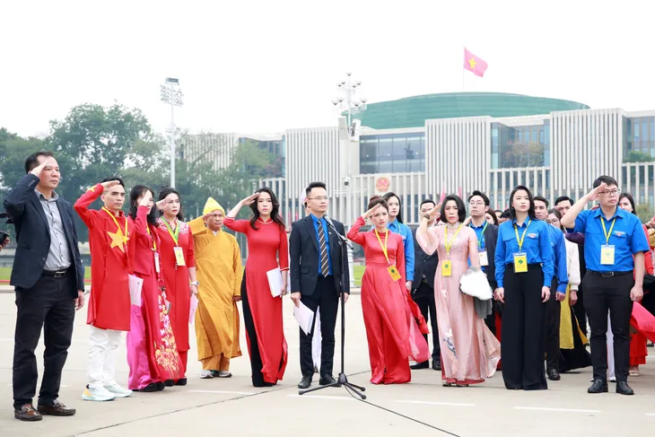 Tuổi trẻ VTV tham gia trồng cây tại Vườn cây ơn Bác - Ảnh 3. Tuổi trẻ VTV tham gia trồng cây tại Vườn cây ơn Bác - Ảnh 3.