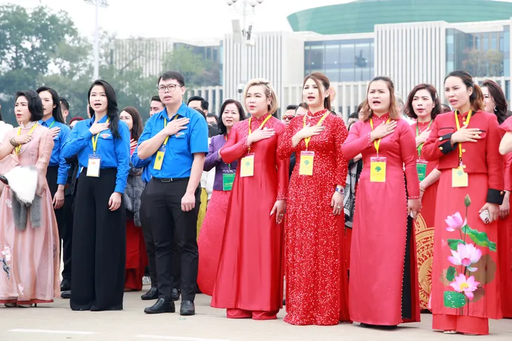 Tuổi trẻ VTV tham gia trồng cây tại Vườn cây ơn Bác - Ảnh 4. Tuổi trẻ VTV tham gia trồng cây tại Vườn cây ơn Bác - Ảnh 4.