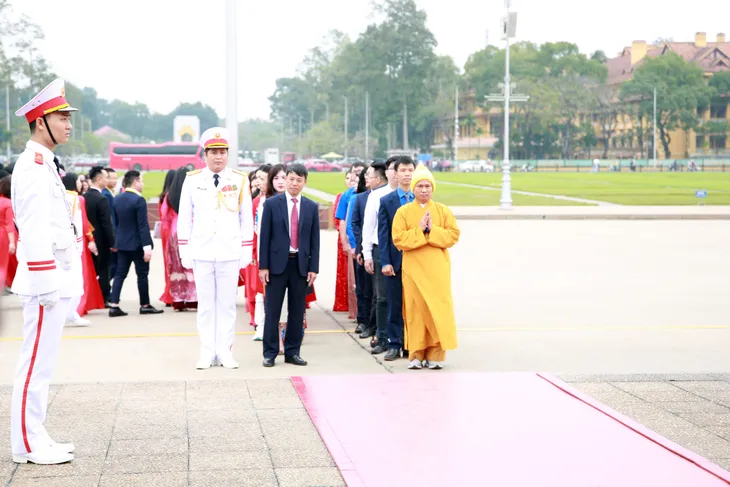 Tuổi trẻ VTV tham gia trồng cây tại Vườn cây ơn Bác - Ảnh 11. Tuổi trẻ VTV tham gia trồng cây tại Vườn cây ơn Bác - Ảnh 11.