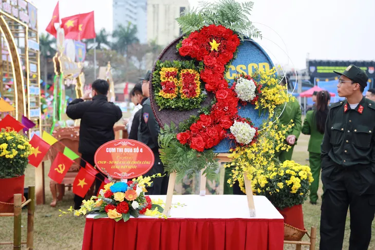 Sôi nổi hoạt động chào mừng kỷ niệm 50 năm Ngày truyền thống lực lượng CSCĐ - Ảnh 4. Sôi nổi hoạt động chào mừng kỷ niệm 50 năm Ngày truyền thống lực lượng CSCĐ - Ảnh 4.