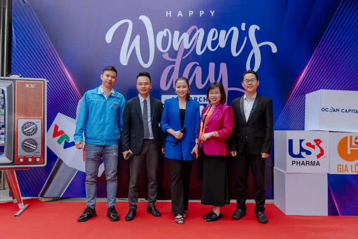 Tuổi trẻ VTV cùng nữ doanh nhân vượt sóng - Ảnh 14. Tuổi trẻ VTV cùng nữ doanh nhân vượt sóng - Ảnh 14.