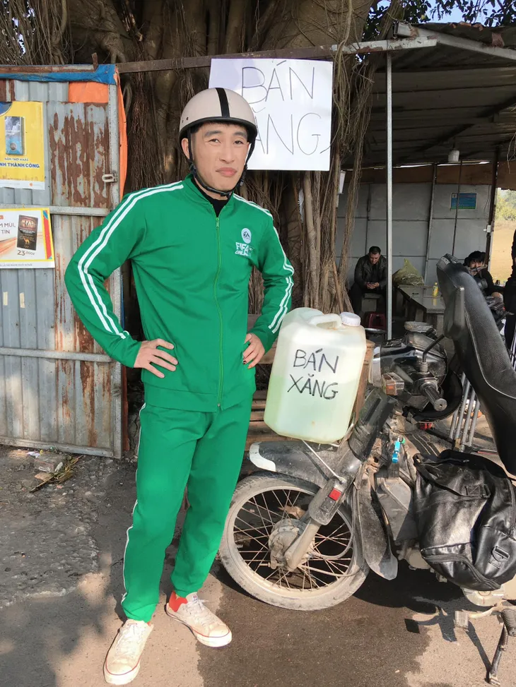 Hậu trường vui nhộn của dàn nam diễn viên Người một nhà - Ảnh 4. Hậu trường vui nhộn của dàn nam diễn viên Người một nhà - Ảnh 4.