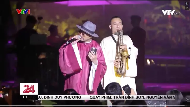Hà Lê và nghệ sĩ Saxsophone lần đầu kết hợp trong đêm nhạc tưởng nhớ Trịnh Công Sơn - Ảnh 4. Hà Lê và nghệ sĩ Saxsophone lần đầu kết hợp trong đêm nhạc tưởng nhớ Trịnh Công Sơn - Ảnh 4.