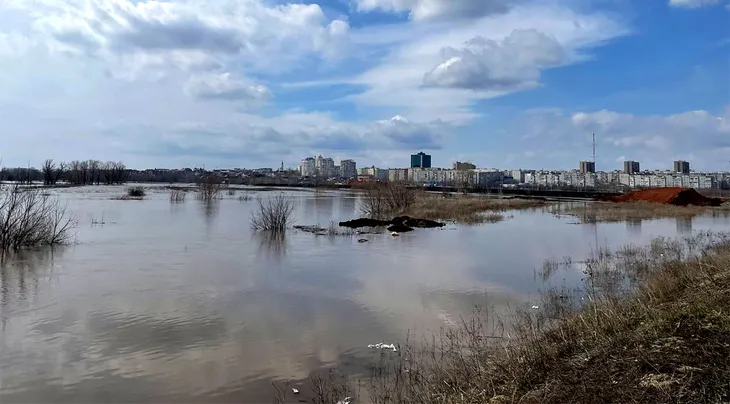 Nga, Kazakhstan sơ tán hơn 100.000 người trong trận lũ lụt tồi tệ nhất nhiều thập kỷ - Ảnh 2. Nga, Kazakhstan sơ tán hơn 100.000 người trong trận lũ lụt tồi tệ nhất nhiều thập kỷ - Ảnh 2.