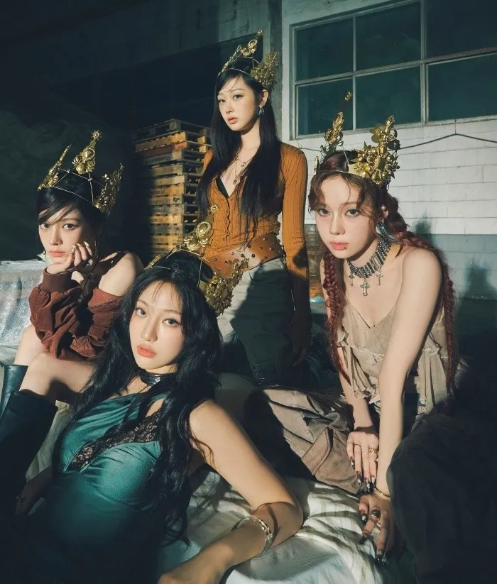 aespa vươn lên dẫn đầu BXH giá trị thương hiệu nhóm nhạc K-Pop tháng 7/2024 - Ảnh 1. aespa vươn lên dẫn đầu BXH giá trị thương hiệu nhóm nhạc K-Pop tháng 7/2024 - Ảnh 1.