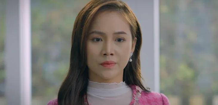 Lỡ hẹn với ngày xanh - Tập 18: Bà Thu Lê giận Giang tới mức ngất lịm phải nhập viện - Ảnh 11. Lỡ hẹn với ngày xanh - Tập 18: Bà Thu Lê giận Giang tới mức ngất lịm phải nhập viện - Ảnh 11.