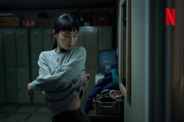 Khác xa nguyên tác, Parasyte: The Grey vẫn là siêu phẩm kinh dị thu hút nhất hiện nay - Ảnh 1. Khác xa nguyên tác, Parasyte: The Grey vẫn là siêu phẩm kinh dị thu hút nhất hiện nay - Ảnh 1.