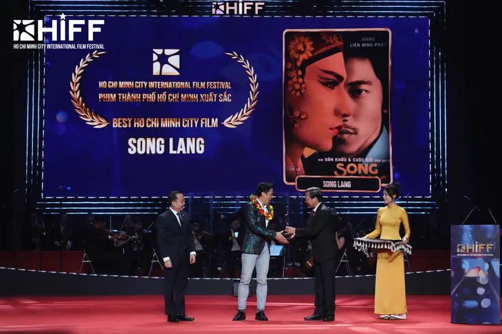 Song lang vượt qua Mai giành giải Phim Thành phố Hồ Chí Minh xuất sắc - Ảnh 1. Song lang vượt qua Mai giành giải Phim Thành phố Hồ Chí Minh xuất sắc - Ảnh 1.