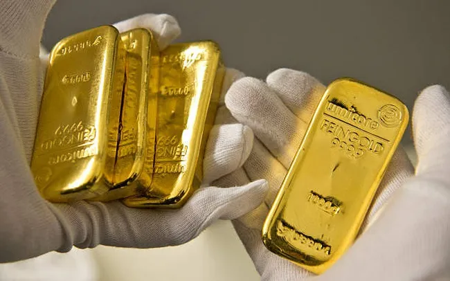 Giá vàng thế giới có thể vượt 2.600 USD/ounce - Ảnh 1. Giá vàng thế giới có thể vượt 2.600 USD/ounce - Ảnh 1.