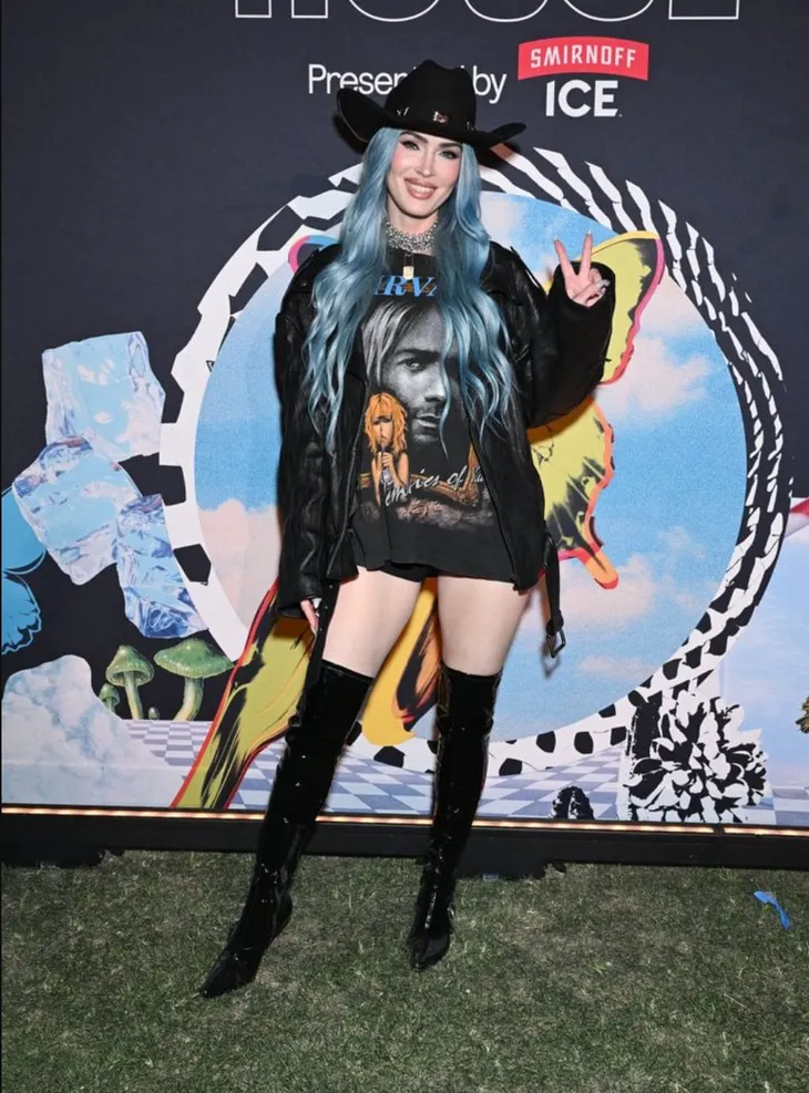 Loạt sao Hollywood thả dáng tại Coachella 2024 - Ảnh 3. Loạt sao Hollywood thả dáng tại Coachella 2024 - Ảnh 3.