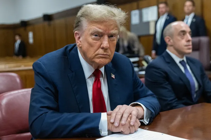 Bắt đầu phiên xét xử cựu Tổng thống Mỹ Donald Trump - Ảnh 2. Bắt đầu phiên xét xử cựu Tổng thống Mỹ Donald Trump - Ảnh 2.
