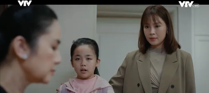 Trạm cứu hộ trái tim - Tập 17: Ngân Hà tìm thấy điểm mấu chốt có thể thay đổi vụ án cô tự tin phản pháo Nghĩa - Ảnh 6. Trạm cứu hộ trái tim - Tập 17: Ngân Hà tìm thấy điểm mấu chốt có thể thay đổi vụ án cô tự tin phản pháo Nghĩa - Ảnh 6.