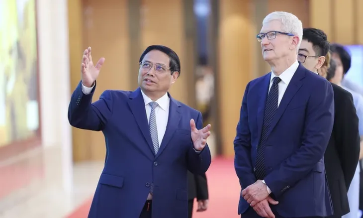 Thủ tướng đề nghị Apple xác định Việt Nam là cứ điểm tham gia chuỗi sản xuất toàn cầu - Ảnh 4. Thủ tướng đề nghị Apple xác định Việt Nam là cứ điểm tham gia chuỗi sản xuất toàn cầu - Ảnh 4.