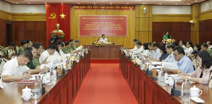 Đại tướng Tô Lâm, Bộ trưởng Bộ Công an làm việc tại Tây Ninh - Ảnh 2. Đại tướng Tô Lâm, Bộ trưởng Bộ Công an làm việc tại Tây Ninh - Ảnh 2.