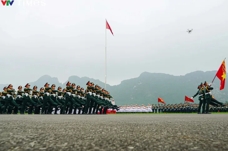 Quân đội: Tinh chỉnh hợp luyện diễu binh, diễu hành Lễ kỷ niệm 70 năm chiến thắng Điện Biên Phủ - Ảnh 12. Quân đội: Tinh chỉnh hợp luyện diễu binh, diễu hành Lễ kỷ niệm 70 năm chiến thắng Điện Biên Phủ - Ảnh 12.