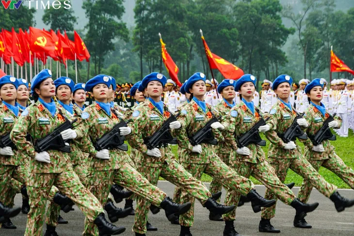 Quân đội: Tinh chỉnh hợp luyện diễu binh, diễu hành Lễ kỷ niệm 70 năm chiến thắng Điện Biên Phủ - Ảnh 10. Quân đội: Tinh chỉnh hợp luyện diễu binh, diễu hành Lễ kỷ niệm 70 năm chiến thắng Điện Biên Phủ - Ảnh 10.