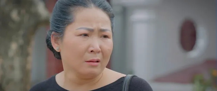 Lỡ hẹn với ngày xanh - Tập 24: Được Hiệp chăm sóc khi bị ốm, Duyên rung động - Ảnh 5. Lỡ hẹn với ngày xanh - Tập 24: Được Hiệp chăm sóc khi bị ốm, Duyên rung động - Ảnh 5.