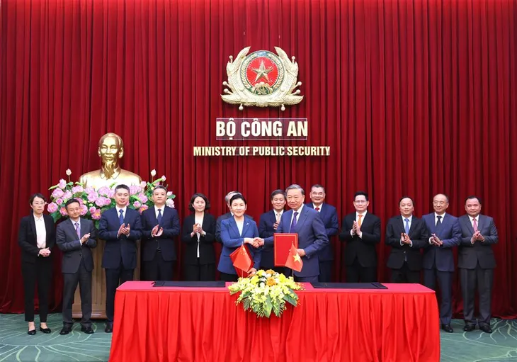 Việt Nam - Trung Quốc tăng cường hợp tác thực thi pháp luật - Ảnh 2. Việt Nam - Trung Quốc tăng cường hợp tác thực thi pháp luật - Ảnh 2.