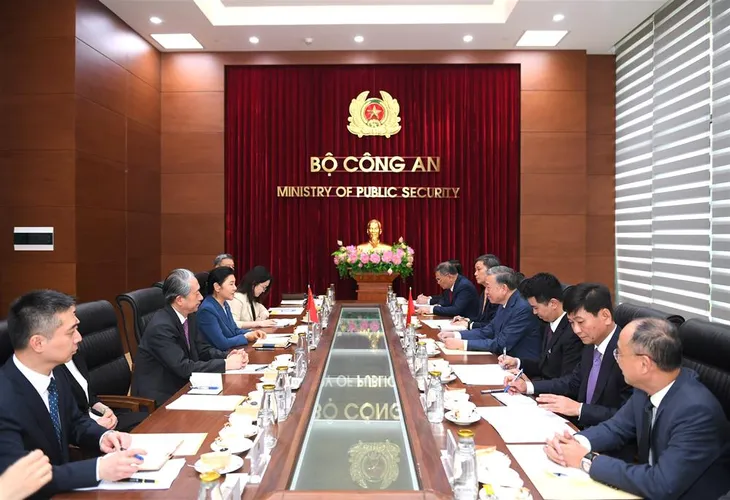 Việt Nam - Trung Quốc tăng cường hợp tác thực thi pháp luật - Ảnh 1. Việt Nam - Trung Quốc tăng cường hợp tác thực thi pháp luật - Ảnh 1.