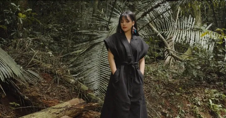 Tô Ngọc Hà tái hiện bốn mùa với MV “Anh không yêu mùa xuân” - Ảnh 1. Tô Ngọc Hà tái hiện bốn mùa với MV “Anh không yêu mùa xuân” - Ảnh 1.
