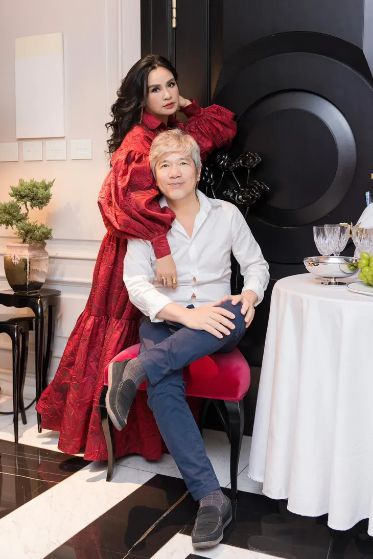 Sao Việt ngày 2/4: Hòa Minzy và Double2T quyên góp mang điện về vùng cao - Ảnh 4. Sao Việt ngày 2/4: Hòa Minzy và Double2T quyên góp mang điện về vùng cao - Ảnh 4.