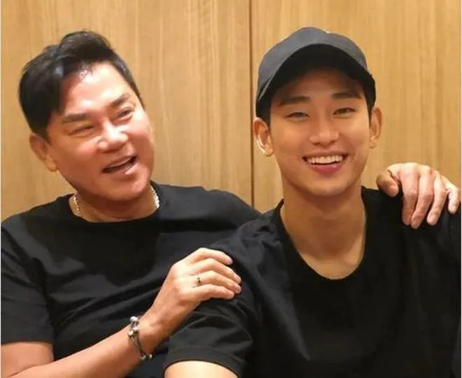 Kim Soo Hyun - Tài tử hạng A và quá khứ nỗ lực ít ai biết - Ảnh 6. Kim Soo Hyun - Tài tử hạng A và quá khứ nỗ lực ít ai biết - Ảnh 6.