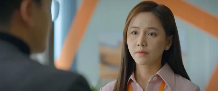 Lỡ hẹn với ngày xanh - Tập 25: Duyên bị đồn đong đưa Hiệp tại công ty - Ảnh 22. Lỡ hẹn với ngày xanh - Tập 25: Duyên bị đồn đong đưa Hiệp tại công ty - Ảnh 22.