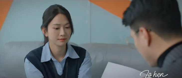 Lỡ hẹn với ngày xanh - Tập 26: Duyên bị đồng nghiệp nói xấu, khiến Giang ngày càng không ưa - Ảnh 5. Lỡ hẹn với ngày xanh - Tập 26: Duyên bị đồng nghiệp nói xấu, khiến Giang ngày càng không ưa - Ảnh 5.
