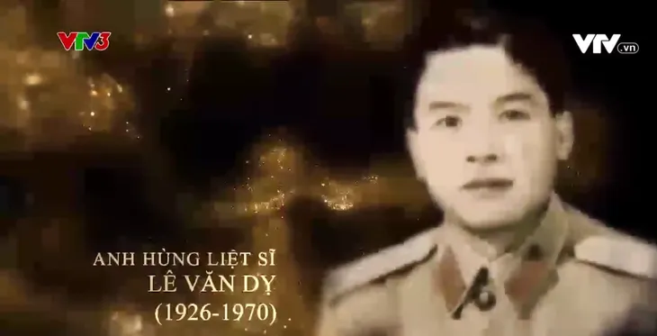 Cha ông tôi là chiến sĩ Điện Biên: Chuyện chưa kể về anh hùng Lê Văn Dỵ - Ảnh 1. Cha ông tôi là chiến sĩ Điện Biên: Chuyện chưa kể về anh hùng Lê Văn Dỵ - Ảnh 1.