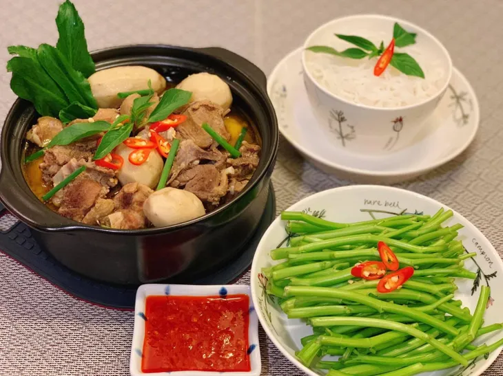 Cách làm vịt nấu chao thơm ngon tại nhà. - Ảnh 5. Cách làm vịt nấu chao thơm ngon tại nhà. - Ảnh 5.
