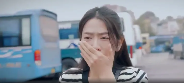 Lỡ hẹn với ngày xanh - Tập 26: Duyên miệng phủ nhận thích Hiệp nhưng trong lòng đã rung rinh? - Ảnh 4. Lỡ hẹn với ngày xanh - Tập 26: Duyên miệng phủ nhận thích Hiệp nhưng trong lòng đã rung rinh? - Ảnh 4.