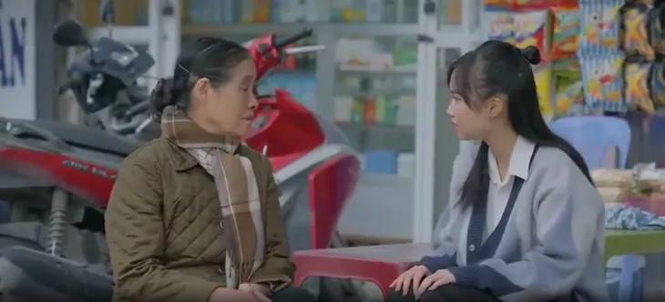 Lỡ hẹn với ngày xanh - Tập 26: Duyên miệng phủ nhận thích Hiệp nhưng trong lòng đã rung rinh? - Ảnh 6. Lỡ hẹn với ngày xanh - Tập 26: Duyên miệng phủ nhận thích Hiệp nhưng trong lòng đã rung rinh? - Ảnh 6.