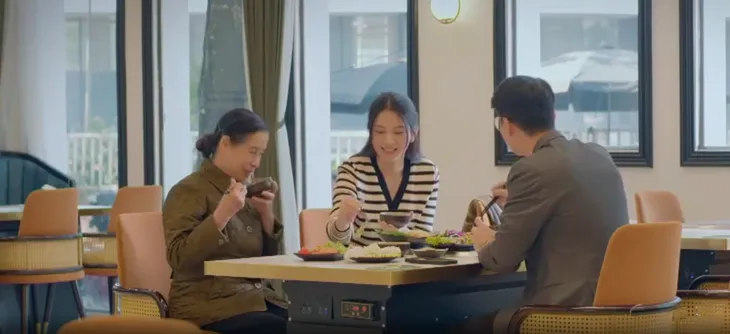 Lỡ hẹn với ngày xanh - Tập 26: Duyên miệng phủ nhận thích Hiệp nhưng trong lòng đã rung rinh? - Ảnh 7. Lỡ hẹn với ngày xanh - Tập 26: Duyên miệng phủ nhận thích Hiệp nhưng trong lòng đã rung rinh? - Ảnh 7.