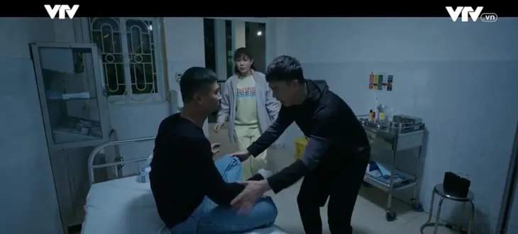 Người một nhà -Tập 9: Rơi nước mắt trước cuộc đối thoại của anh em Trí - Tuệ - Ảnh 3. Người một nhà -Tập 9: Rơi nước mắt trước cuộc đối thoại của anh em Trí - Tuệ - Ảnh 3.