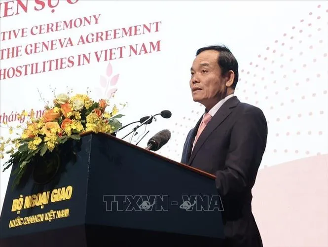 Lễ kỷ niệm 70 năm ngày ký Hiệp định Geneve về đình chỉ chiến sự ở Việt Nam - Ảnh 2. Lễ kỷ niệm 70 năm ngày ký Hiệp định Geneve về đình chỉ chiến sự ở Việt Nam - Ảnh 2.