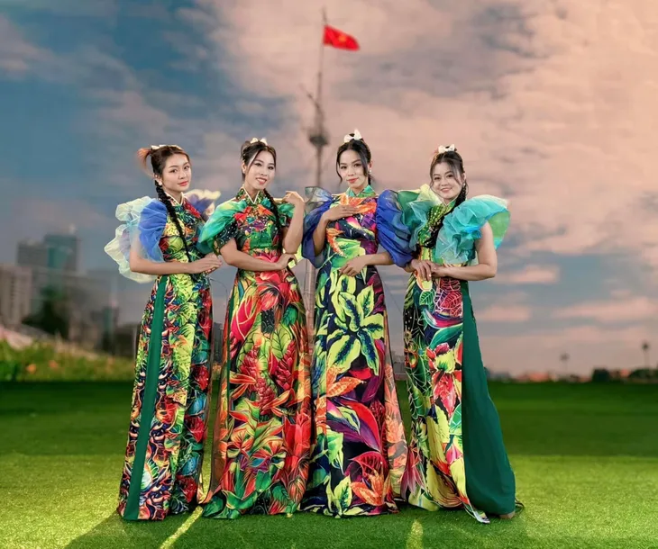 O Sen Ngọc Mai, Đức Tuấn góp mặt trong phim ca nhạc “Bài ca thống nhất” - Ảnh 3. O Sen Ngọc Mai, Đức Tuấn góp mặt trong phim ca nhạc “Bài ca thống nhất” - Ảnh 3.