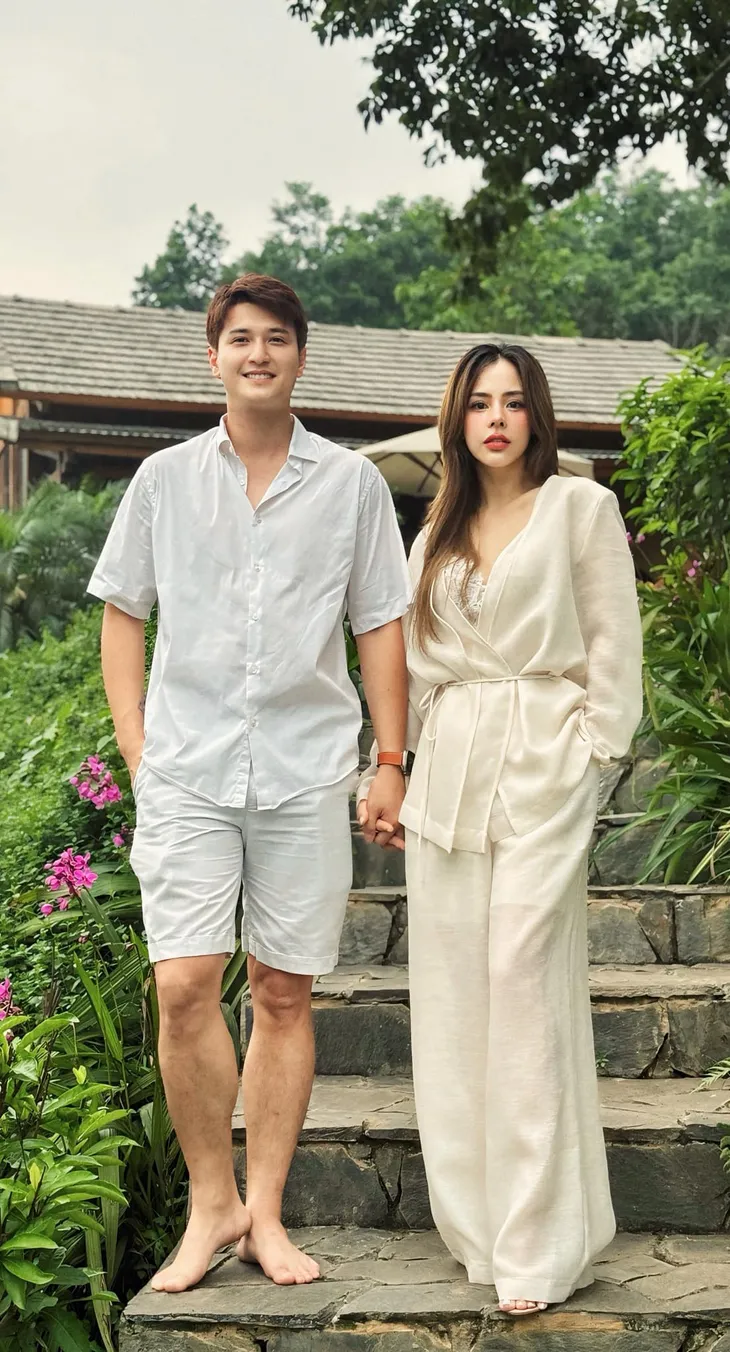 Huỳnh Anh chính thức kết hôn với bạn gái hơn 6 tuổi - Ảnh 5. Huỳnh Anh chính thức kết hôn với bạn gái hơn 6 tuổi - Ảnh 5.
