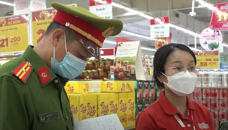 Lâm Đồng: Đảm bảo an ninh trật tự trong cao điểm dịp nghỉ Lễ 30/4-1/5 - Ảnh 1. Lâm Đồng: Đảm bảo an ninh trật tự trong cao điểm dịp nghỉ Lễ 30/4-1/5 - Ảnh 1.