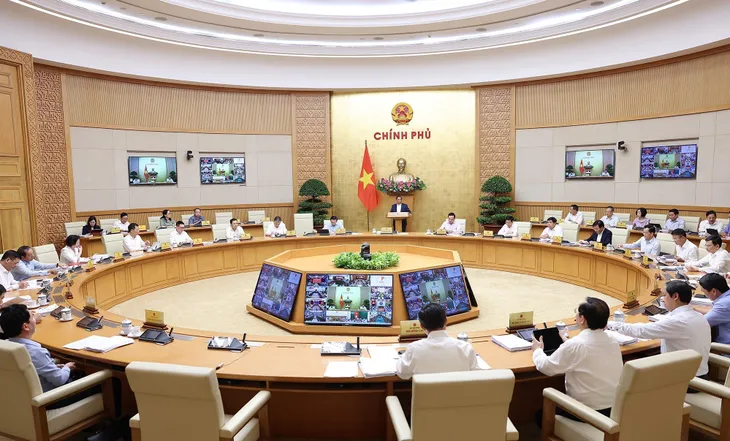 Thủ tướng yêu cầu nêu cao tinh thần Năm quyết tâm, Năm bảo đảm và Năm đẩy mạnh - Ảnh 3. Thủ tướng yêu cầu nêu cao tinh thần Năm quyết tâm, Năm bảo đảm và Năm đẩy mạnh - Ảnh 3.