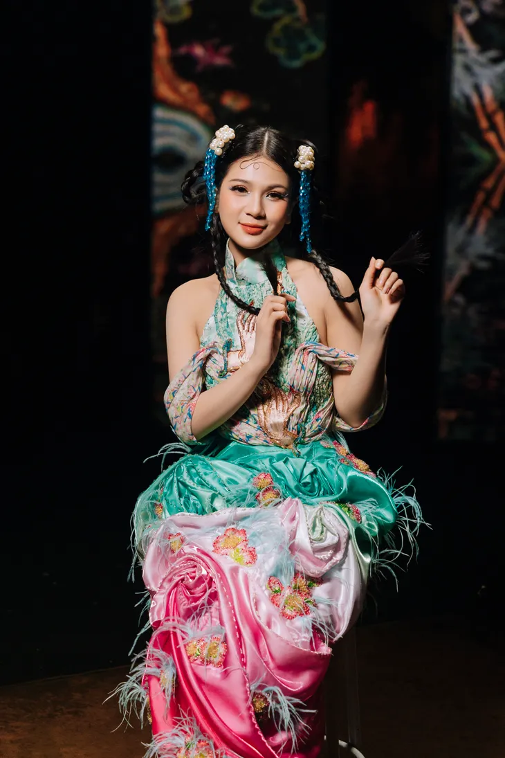 Tứ thân của Sao Mai An Thu An đạt vị trí 4 ITUNES Việt Nam - Ảnh 2. Tứ thân của Sao Mai An Thu An đạt vị trí 4 ITUNES Việt Nam - Ảnh 2.