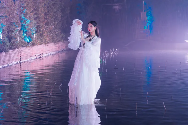 Tứ thân của Sao Mai An Thu An đạt vị trí 4 ITUNES Việt Nam - Ảnh 6. Tứ thân của Sao Mai An Thu An đạt vị trí 4 ITUNES Việt Nam - Ảnh 6.
