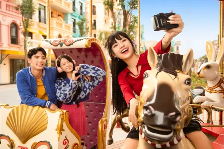 Đến thiên đường hò hẹn Grand World để “đi khắp thế gian cùng người thương” - Ảnh 1. Đến thiên đường hò hẹn Grand World để “đi khắp thế gian cùng người thương” - Ảnh 1.