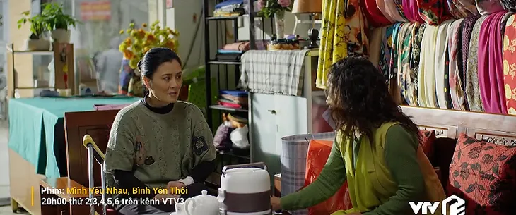Mình yêu nhau, bình yên thôi - Tập 25: Bà Giang xin lỗi thông gia vì đã quá lời - Ảnh 1. Mình yêu nhau, bình yên thôi - Tập 25: Bà Giang xin lỗi thông gia vì đã quá lời - Ảnh 1.