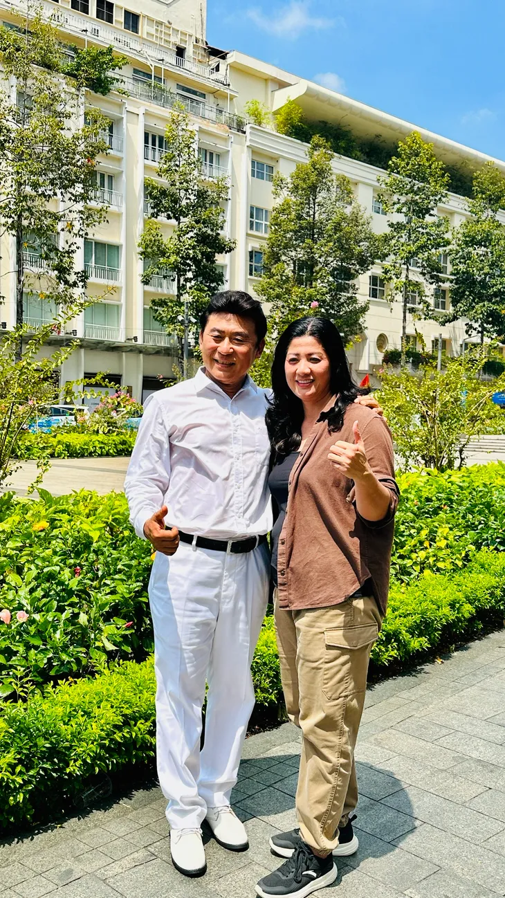 NSND Tạ Minh Tâm không quản ngại quay MV dưới nắng nóng - Ảnh 3. NSND Tạ Minh Tâm không quản ngại quay MV dưới nắng nóng - Ảnh 3.