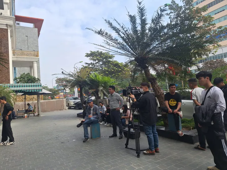 Cuộc sống đời thường của vị chủ tịch quyền lực trong phim VTV - Ảnh 9. Cuộc sống đời thường của vị chủ tịch quyền lực trong phim VTV - Ảnh 9.