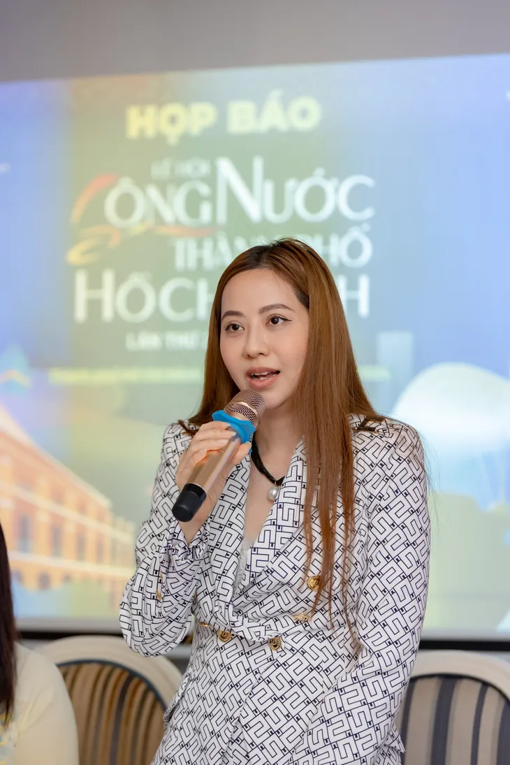 Vở Đại nhạc kịch đồ sộ trên sông Sài Gòn với những Chuyến tàu huyền thoại - Ảnh 3. Vở Đại nhạc kịch đồ sộ trên sông Sài Gòn với những Chuyến tàu huyền thoại - Ảnh 3.